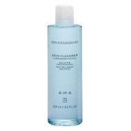Bruno Vassari Aha- Очищающее средство с АНА 250 ml. Bruno Vassari Aha- Очищающее средство с АНА 250 ml.